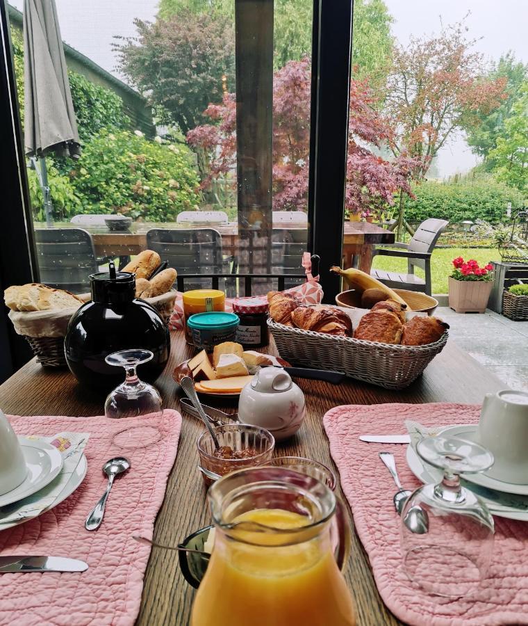 Entre Monts Et Collines B&B Et Spa En Option Eksteriør billede
