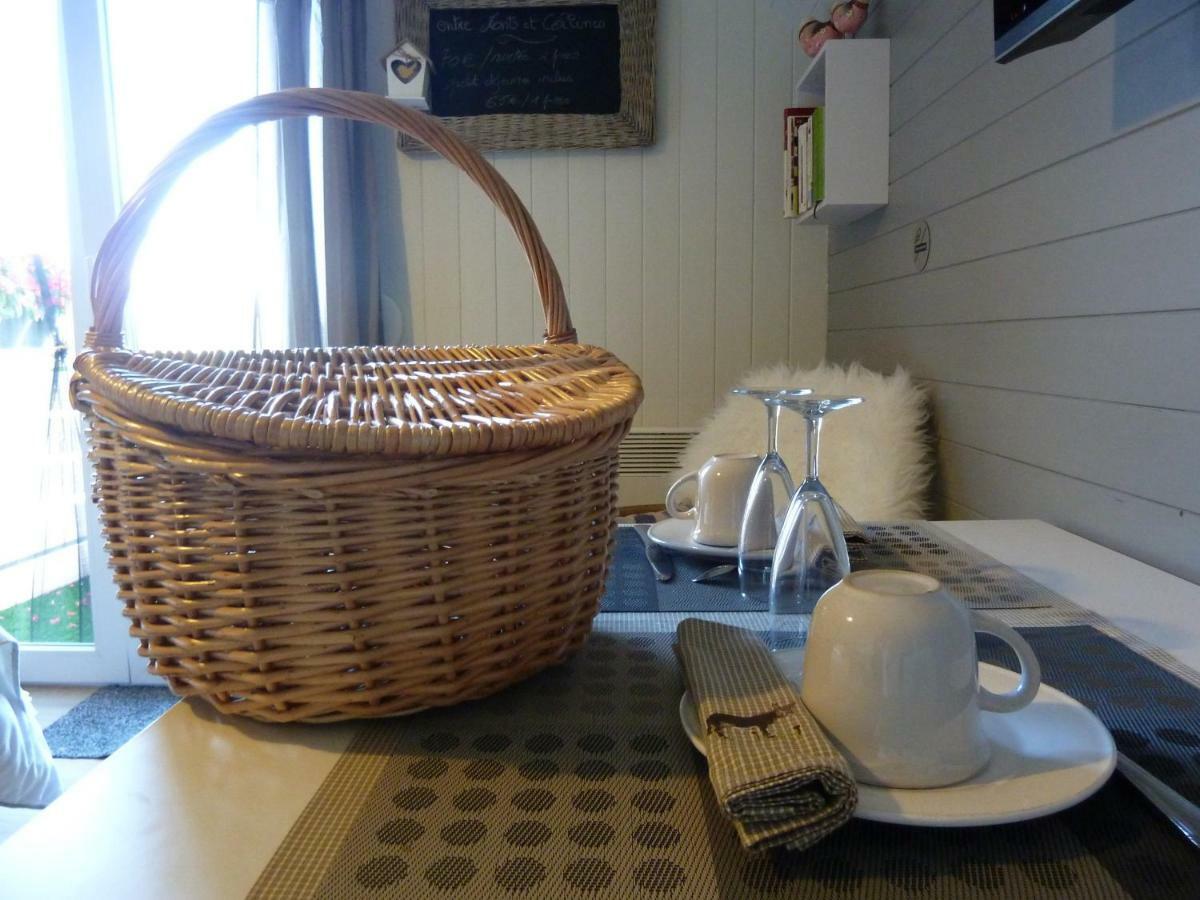 Entre Monts Et Collines B&B Et Spa En Option Eksteriør billede